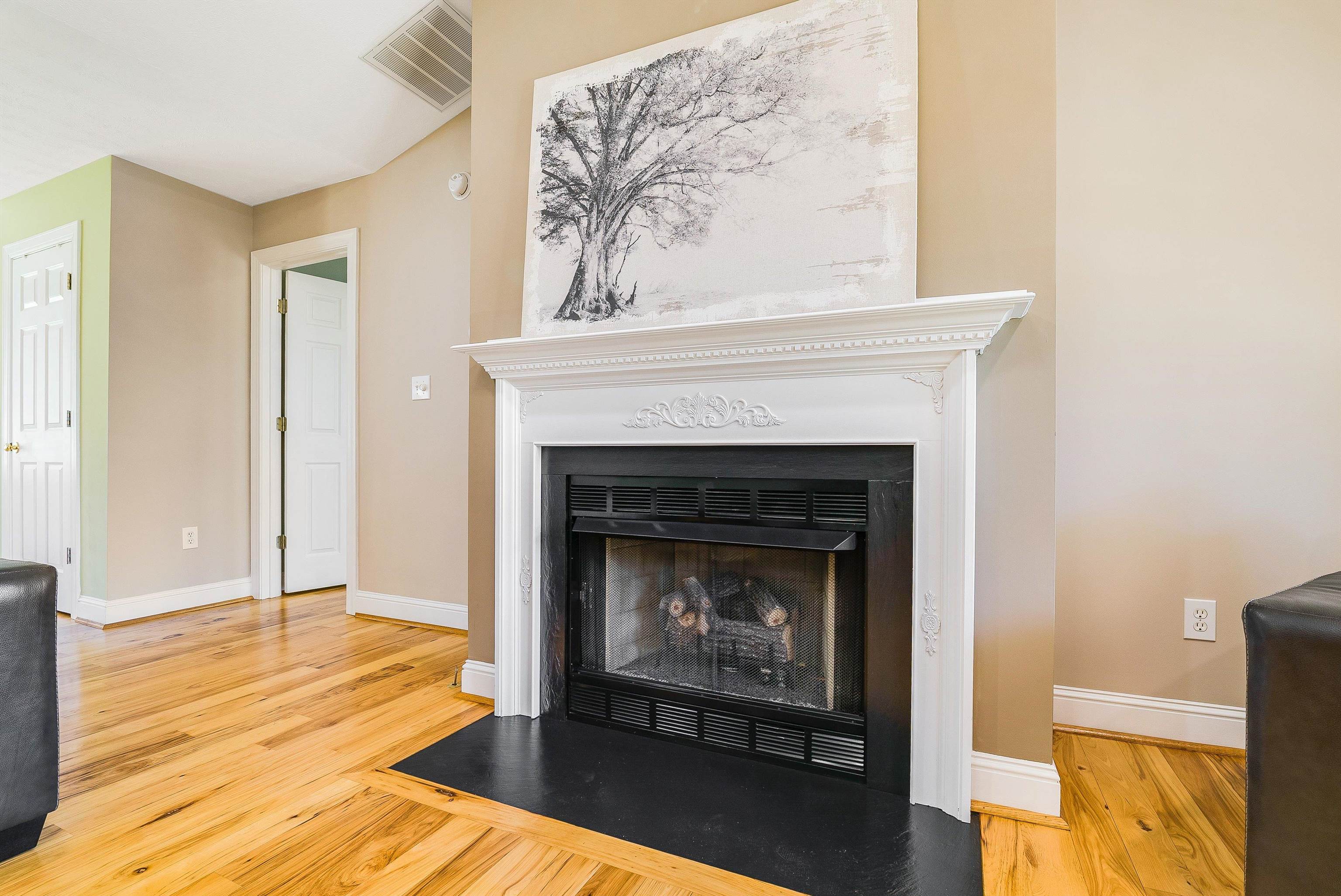 324 WYNDHAM HILL DR, FISHERSVILLE, Virginia 22939, 3 Bedrooms Bedrooms, ,2 BathroomsBathrooms,Residential,324 WYNDHAM HILL DR,666046 MLS # 666046