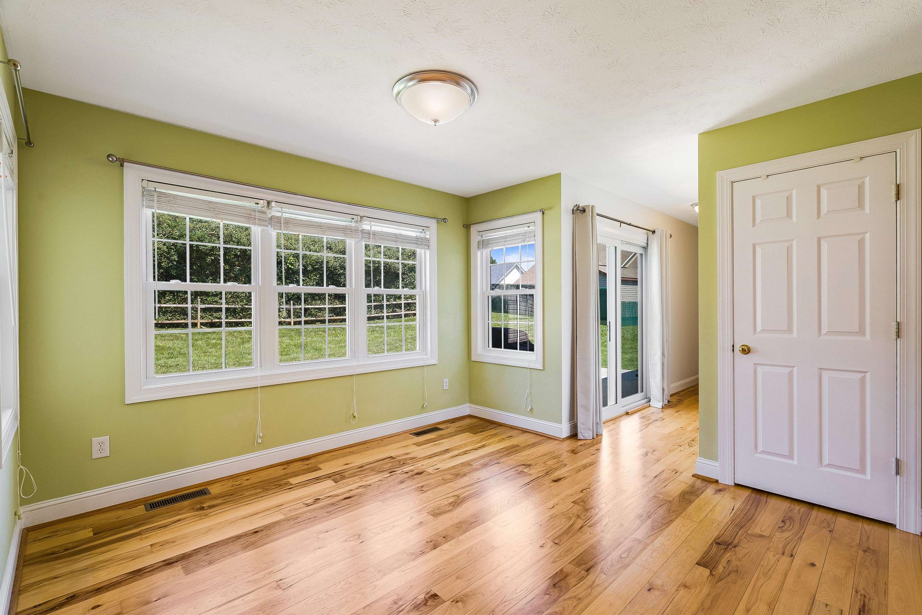 324 WYNDHAM HILL DR, FISHERSVILLE, Virginia 22939, 3 Bedrooms Bedrooms, ,2 BathroomsBathrooms,Residential,324 WYNDHAM HILL DR,666046 MLS # 666046