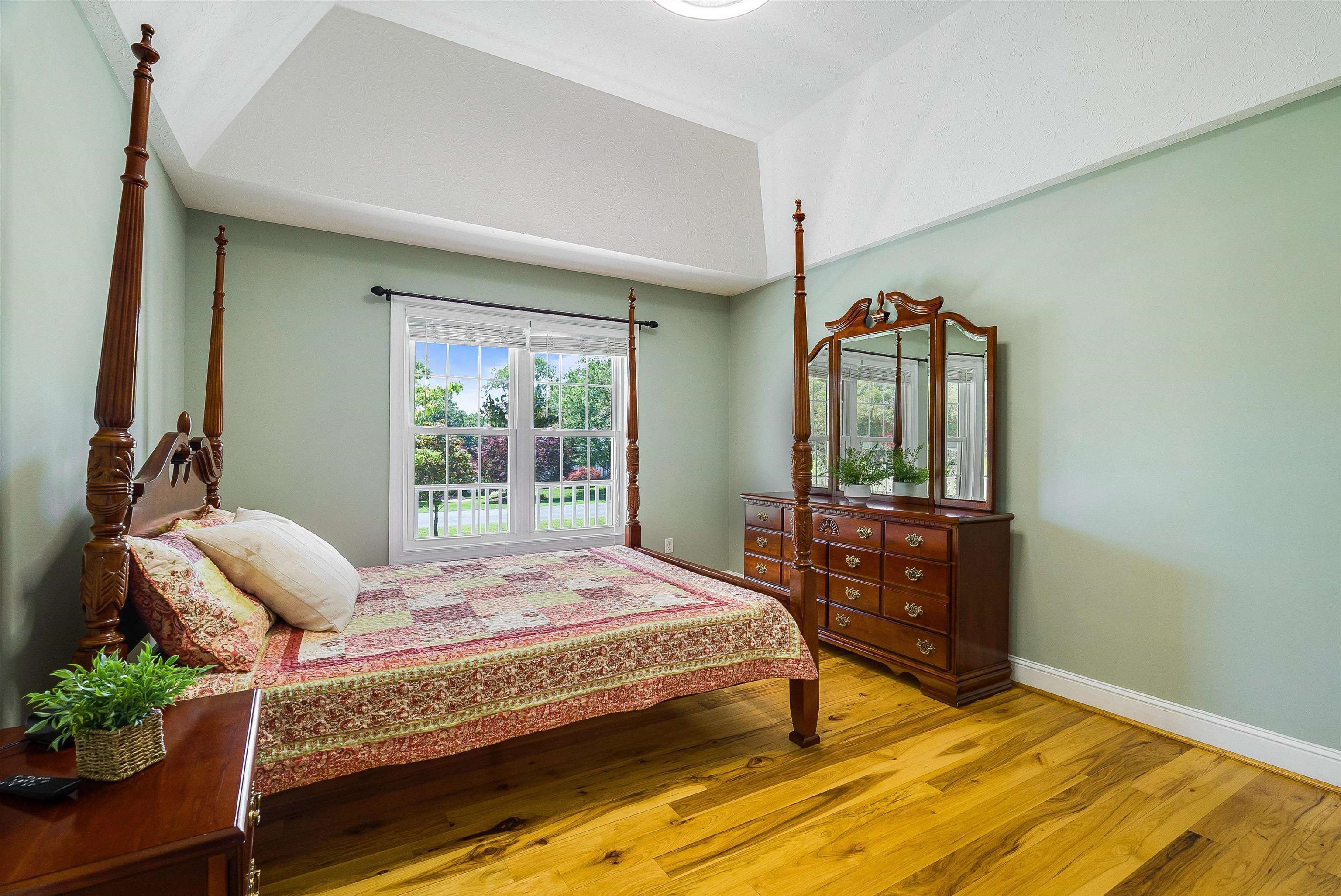 324 WYNDHAM HILL DR, FISHERSVILLE, Virginia 22939, 3 Bedrooms Bedrooms, ,2 BathroomsBathrooms,Residential,324 WYNDHAM HILL DR,666046 MLS # 666046