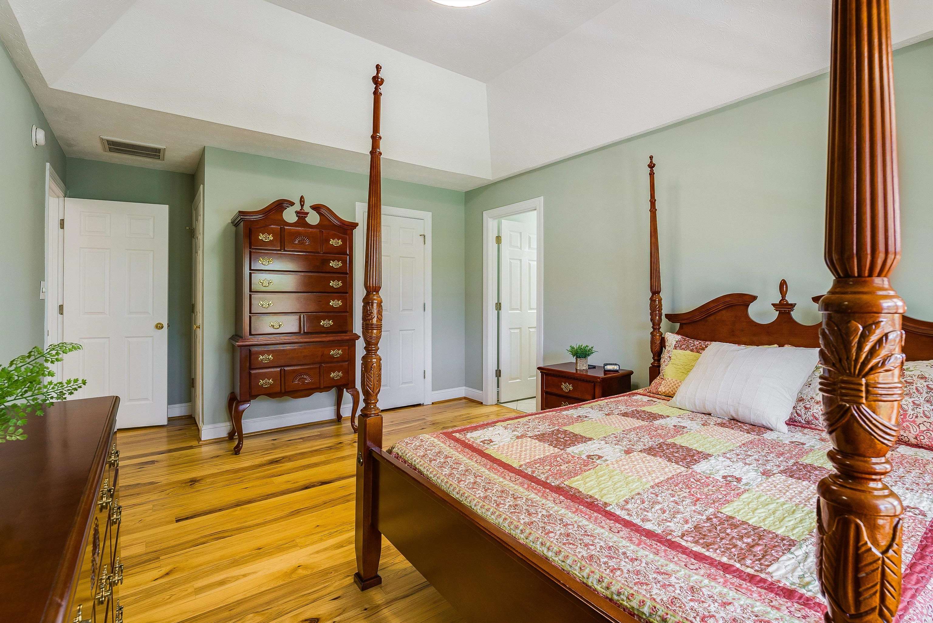 324 WYNDHAM HILL DR, FISHERSVILLE, Virginia 22939, 3 Bedrooms Bedrooms, ,2 BathroomsBathrooms,Residential,324 WYNDHAM HILL DR,666046 MLS # 666046