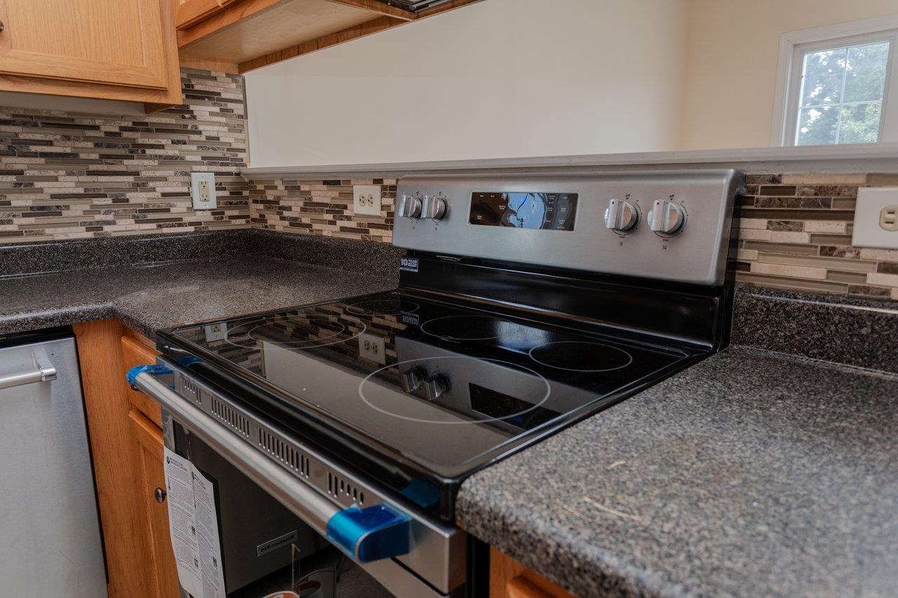390 STONELEIGH DR, HARRISONBURG, Virginia 22801, 3 Bedrooms Bedrooms, ,3 BathroomsBathrooms,Residential,390 STONELEIGH DR,666049 MLS # 666049