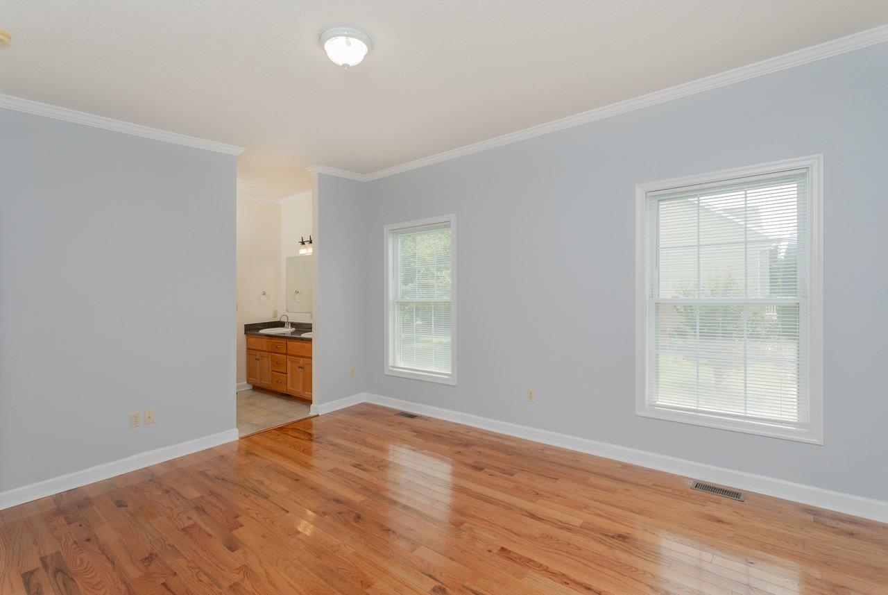 390 STONELEIGH DR, HARRISONBURG, Virginia 22801, 3 Bedrooms Bedrooms, ,3 BathroomsBathrooms,Residential,390 STONELEIGH DR,666049 MLS # 666049