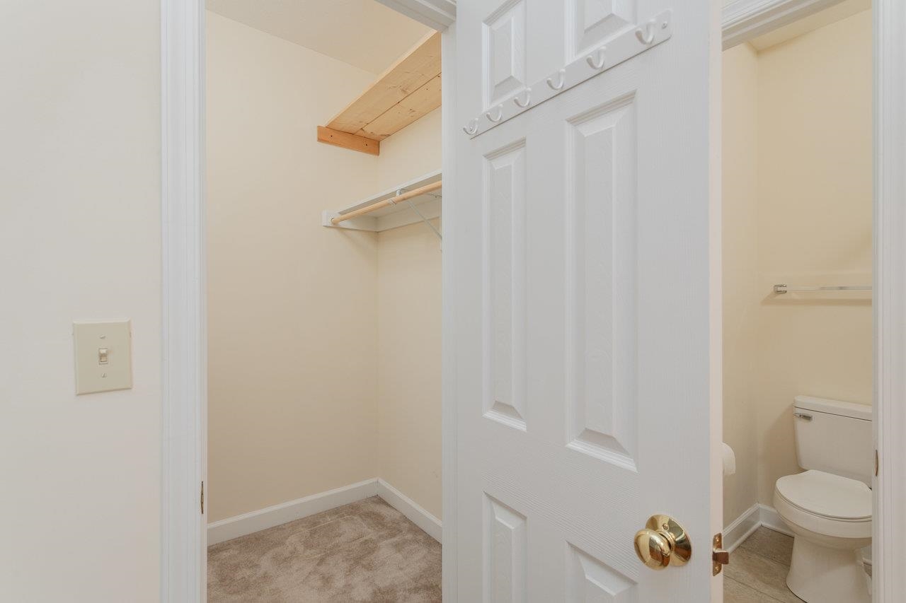 390 STONELEIGH DR, HARRISONBURG, Virginia 22801, 3 Bedrooms Bedrooms, ,3 BathroomsBathrooms,Residential,390 STONELEIGH DR,666049 MLS # 666049