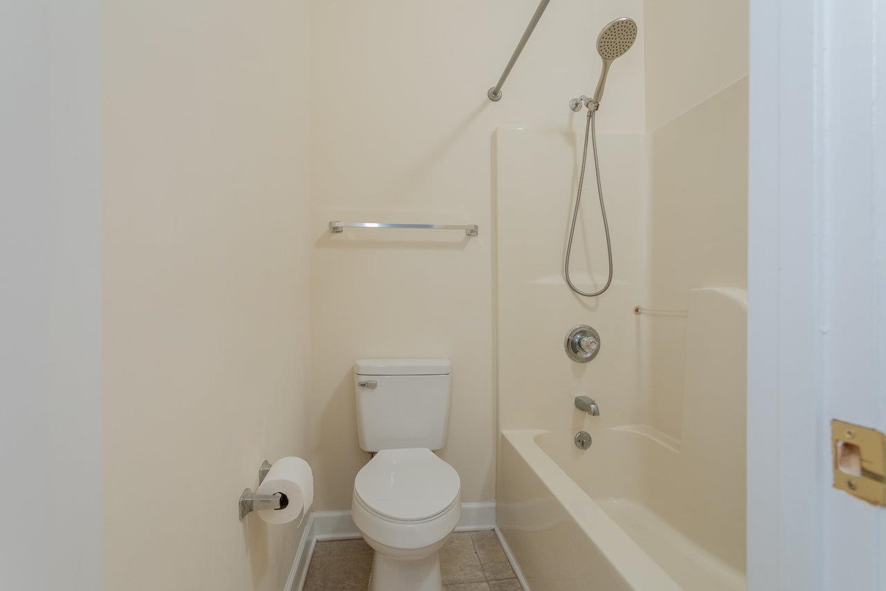 390 STONELEIGH DR, HARRISONBURG, Virginia 22801, 3 Bedrooms Bedrooms, ,3 BathroomsBathrooms,Residential,390 STONELEIGH DR,666049 MLS # 666049