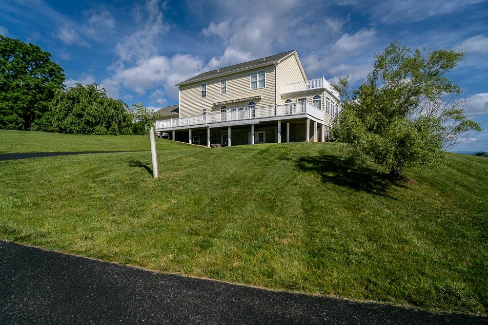 2178 CHURCHVILLE AVE, STAUNTON, Virginia 24401, 3 Bedrooms Bedrooms, ,2 BathroomsBathrooms,Residential,2178 CHURCHVILLE AVE,666051 MLS # 666051