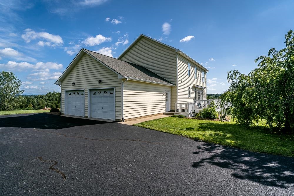 2178 CHURCHVILLE AVE, STAUNTON, Virginia 24401, 3 Bedrooms Bedrooms, ,2 BathroomsBathrooms,Residential,2178 CHURCHVILLE AVE,666051 MLS # 666051