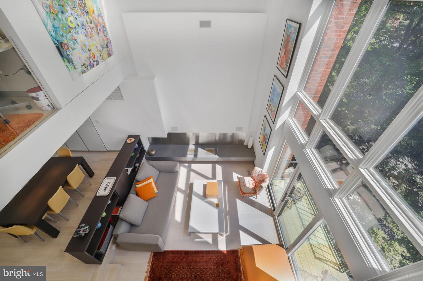 3927 GEORGETOWN CT NW, WASHINGTON, District Of Columbia 20007, 4 Bedrooms Bedrooms, 6 Rooms Rooms,3 BathroomsBathrooms,Residential,For sale,3927 GEORGETOWN CT NW,DCDC2201874 MLS # DCDC2201874
