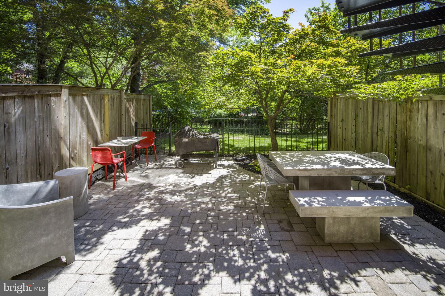 3927 GEORGETOWN CT NW, WASHINGTON, District Of Columbia 20007, 4 Bedrooms Bedrooms, 6 Rooms Rooms,3 BathroomsBathrooms,Residential,For sale,3927 GEORGETOWN CT NW,DCDC2201874 MLS # DCDC2201874