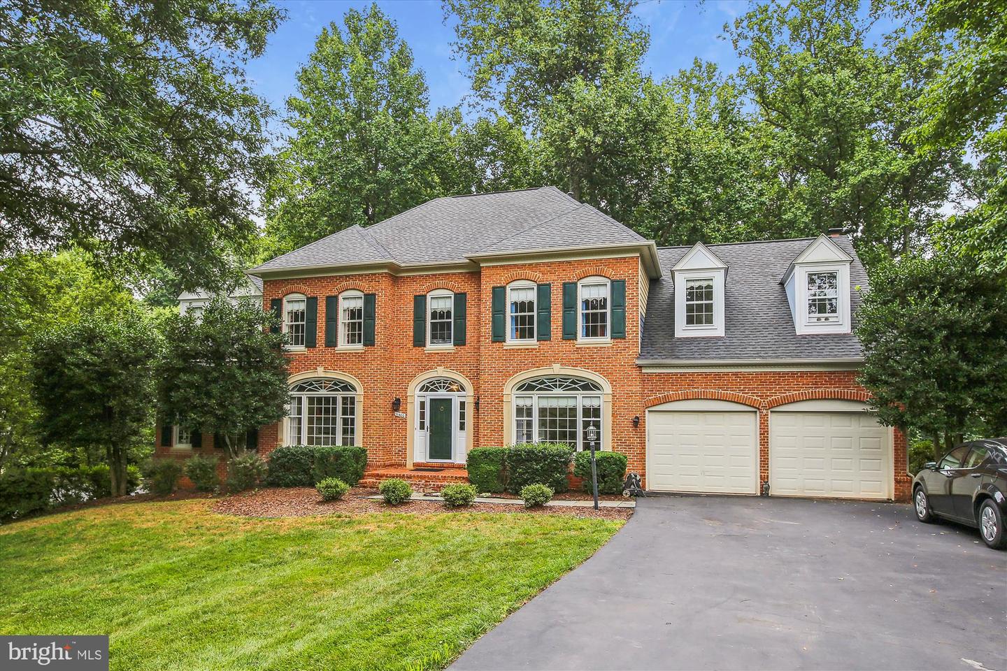 11400 TOWERING OAK WAY, RESTON, Virginia 20194, 7 Bedrooms Bedrooms, ,4 BathroomsBathrooms,Residential,For sale,11400 TOWERING OAK WAY,VAFX2245328 MLS # VAFX2245328