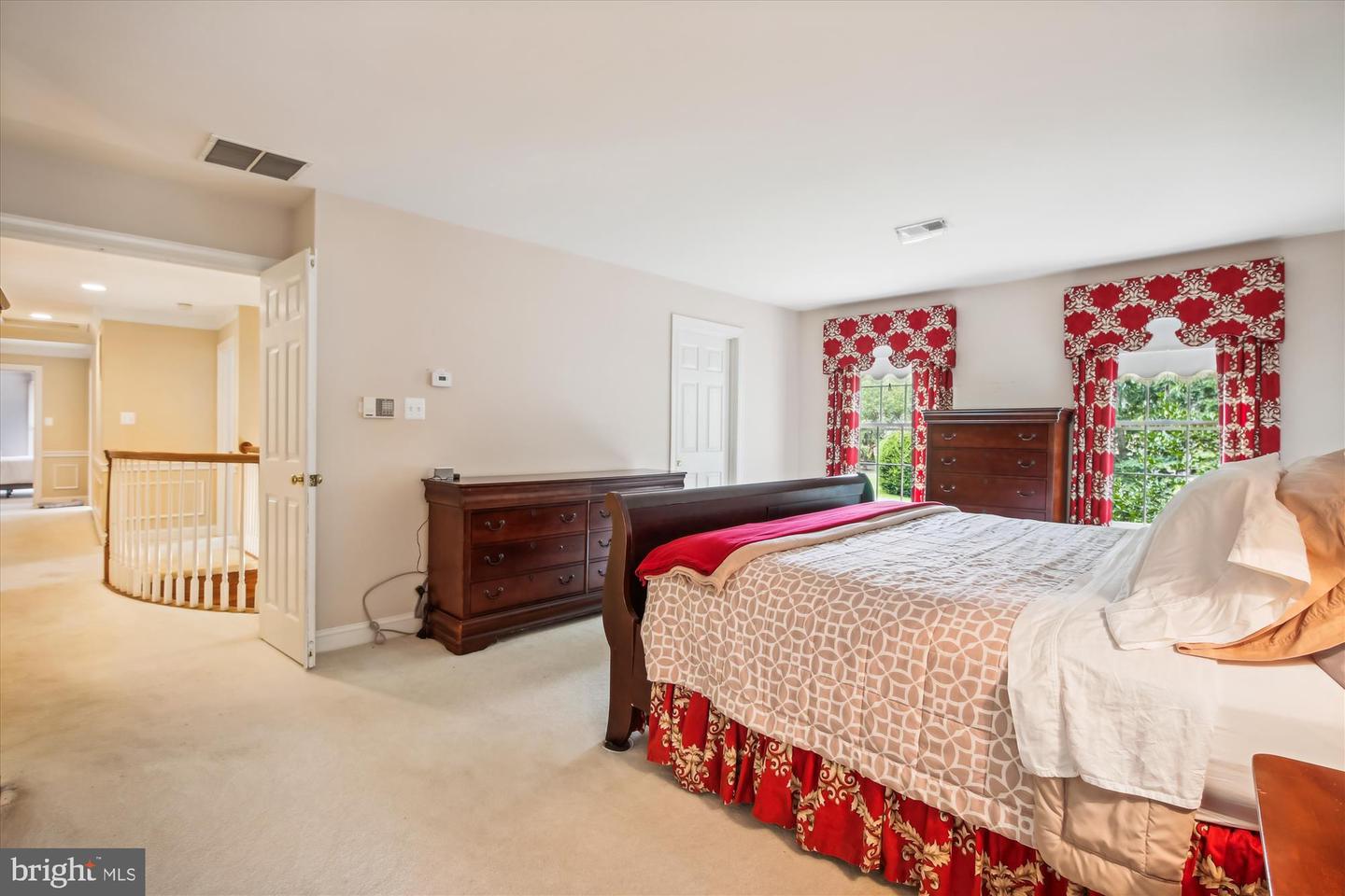 11400 TOWERING OAK WAY, RESTON, Virginia 20194, 7 Bedrooms Bedrooms, ,4 BathroomsBathrooms,Residential,For sale,11400 TOWERING OAK WAY,VAFX2245328 MLS # VAFX2245328