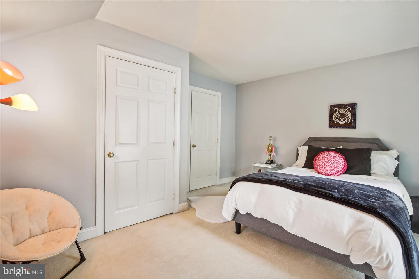 11400 TOWERING OAK WAY, RESTON, Virginia 20194, 7 Bedrooms Bedrooms, ,4 BathroomsBathrooms,Residential,For sale,11400 TOWERING OAK WAY,VAFX2245328 MLS # VAFX2245328
