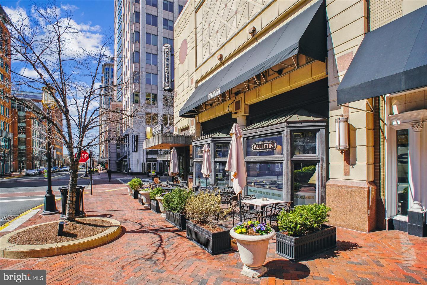 11400 TOWERING OAK WAY, RESTON, Virginia 20194, 7 Bedrooms Bedrooms, ,4 BathroomsBathrooms,Residential,For sale,11400 TOWERING OAK WAY,VAFX2245328 MLS # VAFX2245328