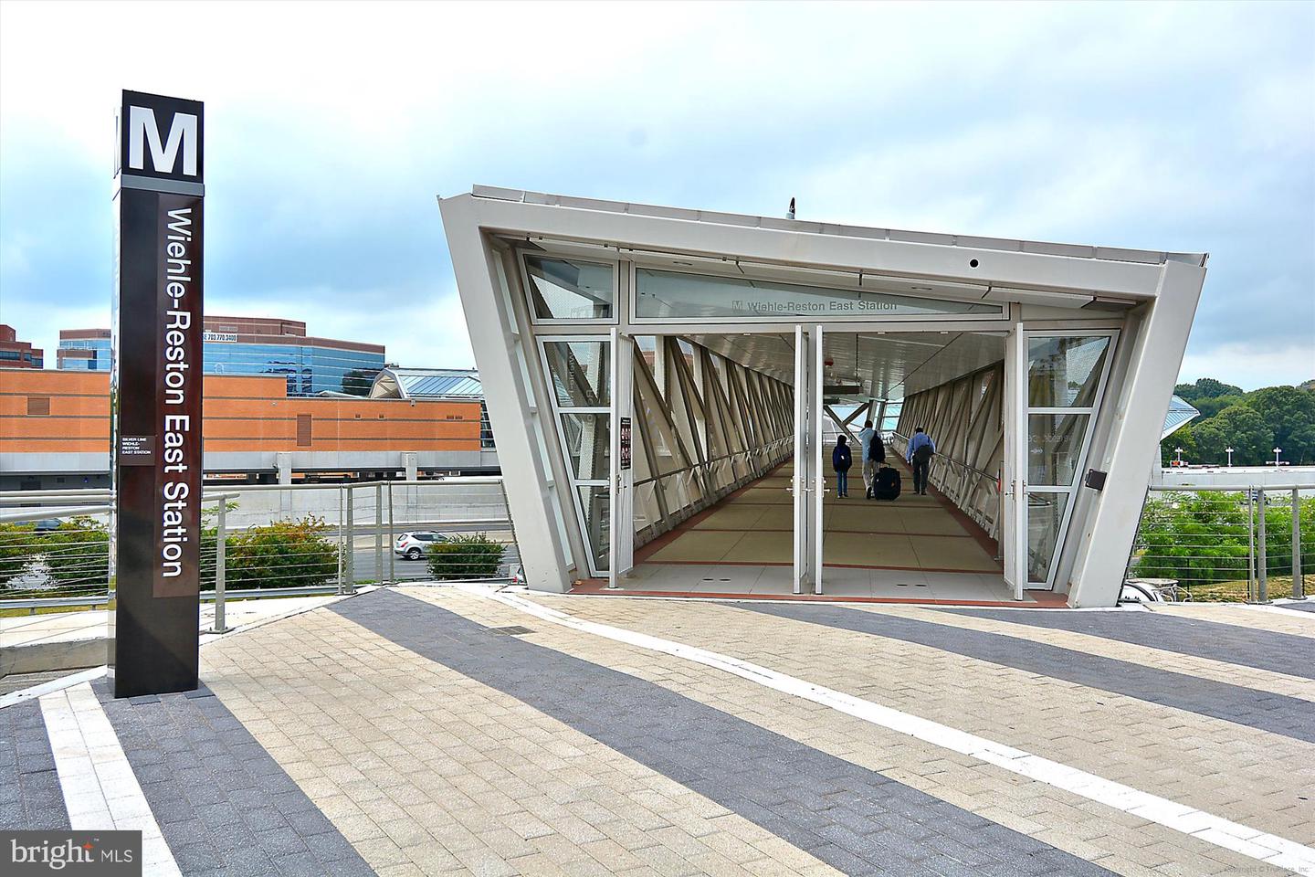 11400 TOWERING OAK WAY, RESTON, Virginia 20194, 7 Bedrooms Bedrooms, ,4 BathroomsBathrooms,Residential,For sale,11400 TOWERING OAK WAY,VAFX2245328 MLS # VAFX2245328