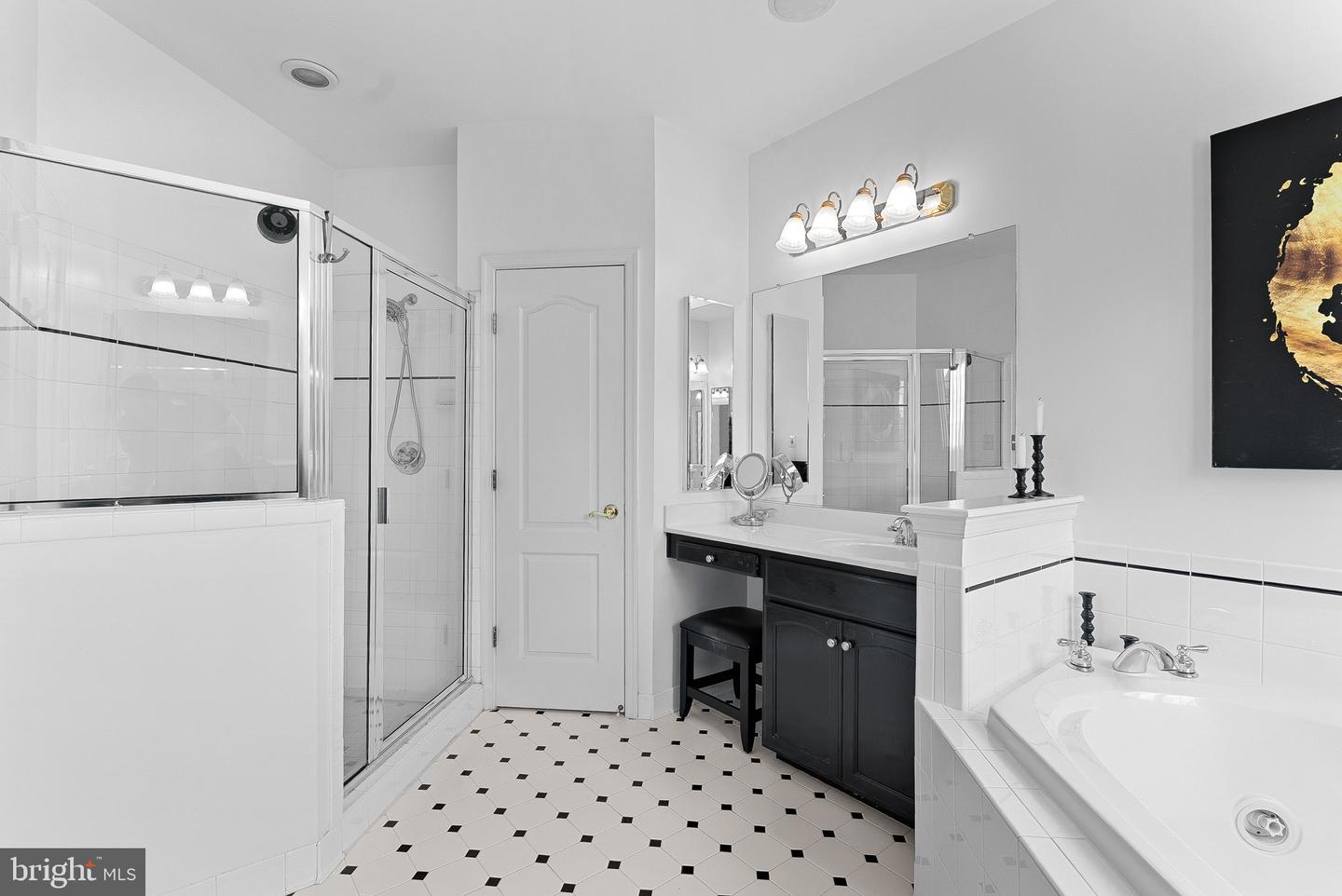 19101 ICEHOUSE TER, LEESBURG, Virginia 20176, 3 Bedrooms Bedrooms, ,3 BathroomsBathrooms,Residential,For sale,19101 ICEHOUSE TER,VALO2098980 MLS # VALO2098980