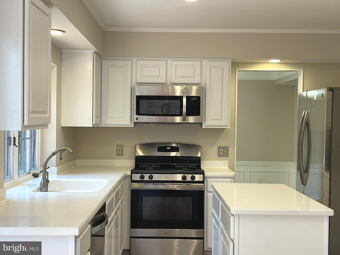2869 CHEVOIT HILL CT, WOODBRIDGE, Virginia 22191, 4 Bedrooms Bedrooms, ,3 BathroomsBathrooms,Residential,For sale,2869 CHEVOIT HILL CT,VAPW2096824 MLS # VAPW2096824