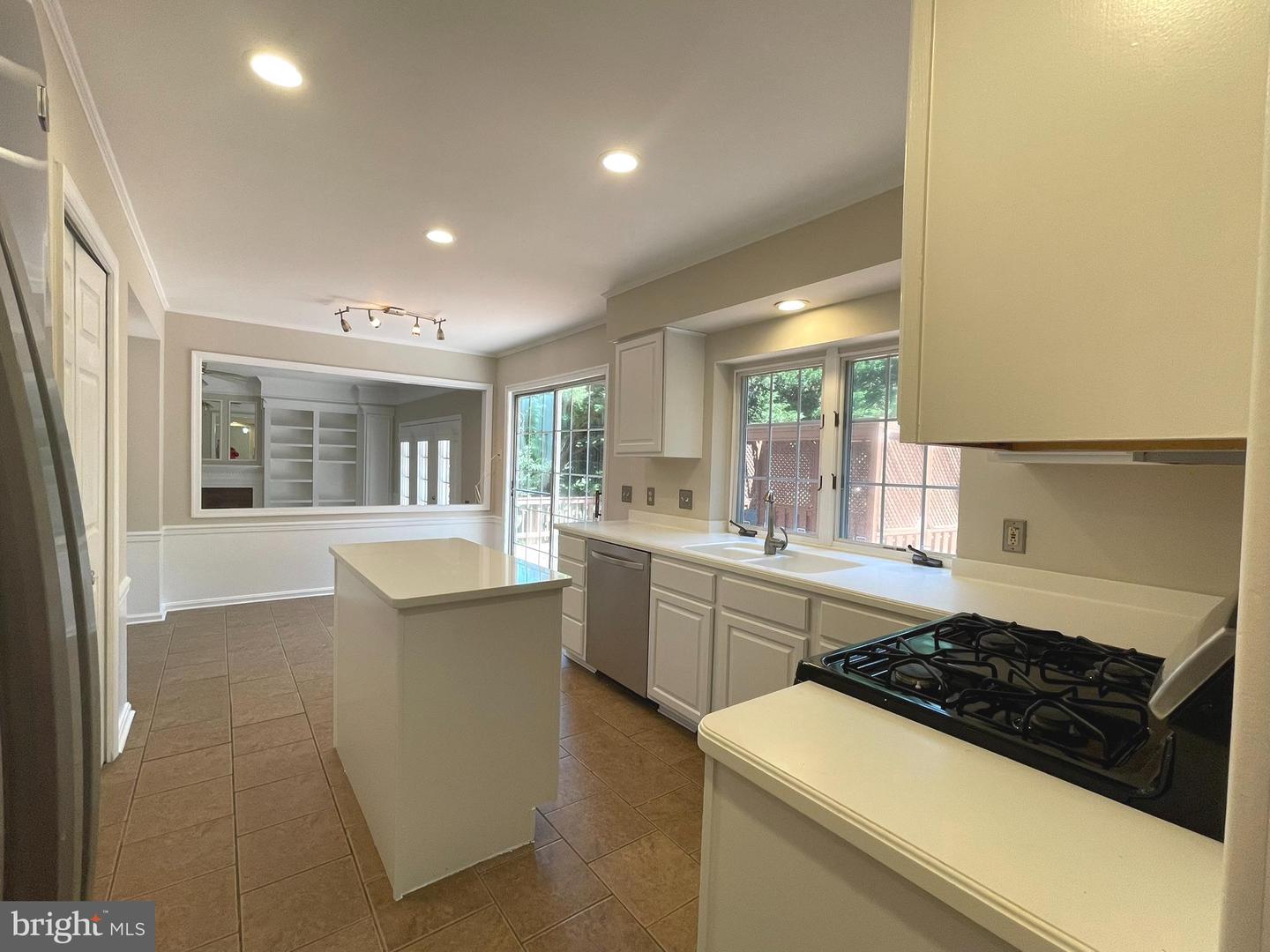 2869 CHEVOIT HILL CT, WOODBRIDGE, Virginia 22191, 4 Bedrooms Bedrooms, ,3 BathroomsBathrooms,Residential,For sale,2869 CHEVOIT HILL CT,VAPW2096824 MLS # VAPW2096824