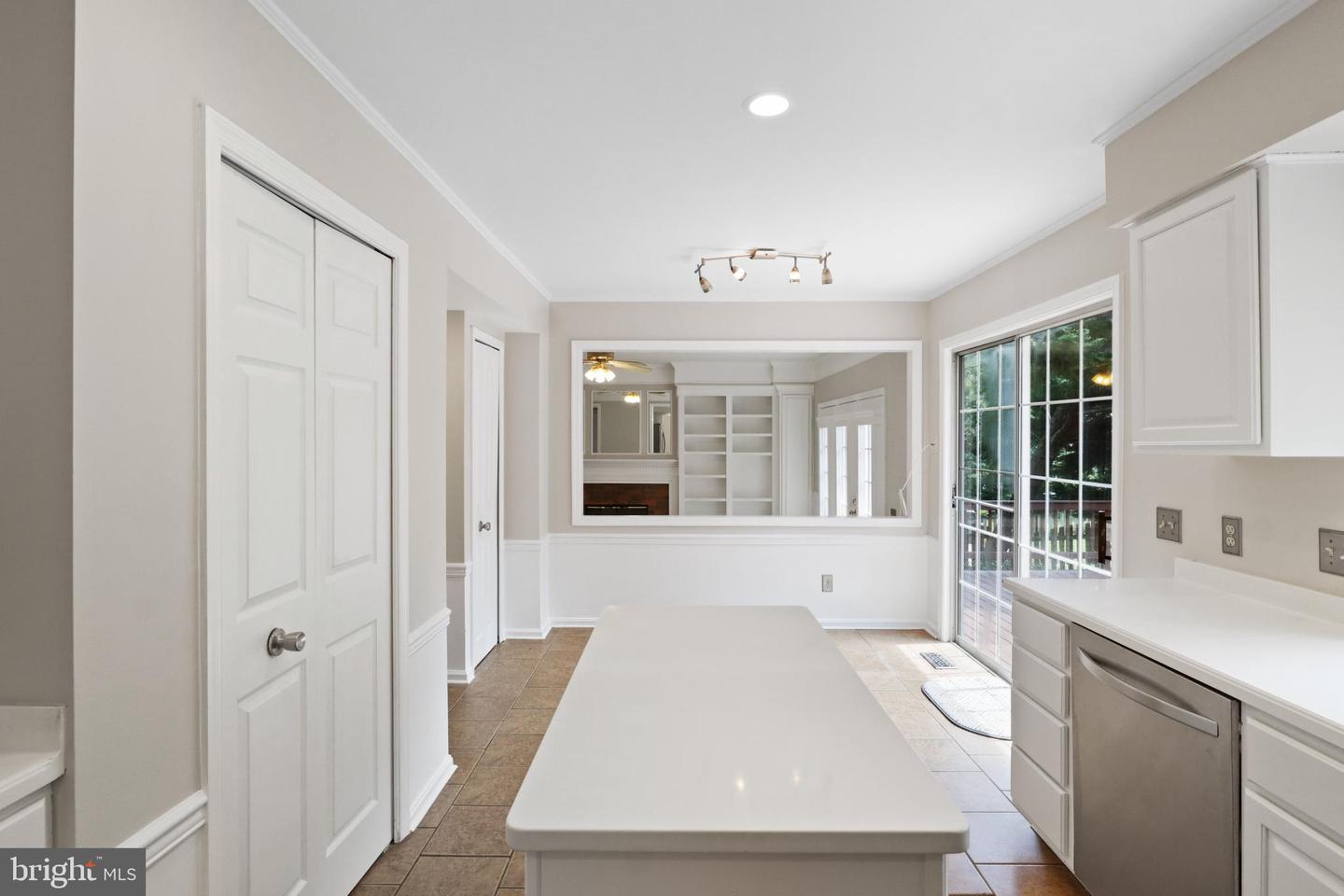 2869 CHEVOIT HILL CT, WOODBRIDGE, Virginia 22191, 4 Bedrooms Bedrooms, ,3 BathroomsBathrooms,Residential,For sale,2869 CHEVOIT HILL CT,VAPW2096824 MLS # VAPW2096824