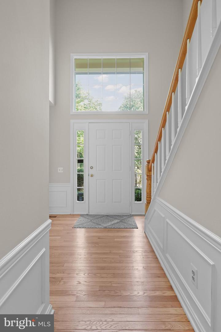 2869 CHEVOIT HILL CT, WOODBRIDGE, Virginia 22191, 4 Bedrooms Bedrooms, ,3 BathroomsBathrooms,Residential,For sale,2869 CHEVOIT HILL CT,VAPW2096824 MLS # VAPW2096824