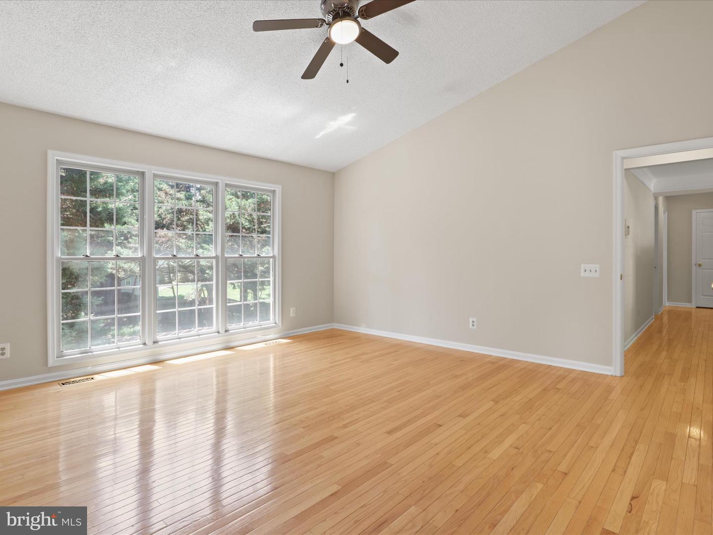 2869 CHEVOIT HILL CT, WOODBRIDGE, Virginia 22191, 4 Bedrooms Bedrooms, ,3 BathroomsBathrooms,Residential,For sale,2869 CHEVOIT HILL CT,VAPW2096824 MLS # VAPW2096824