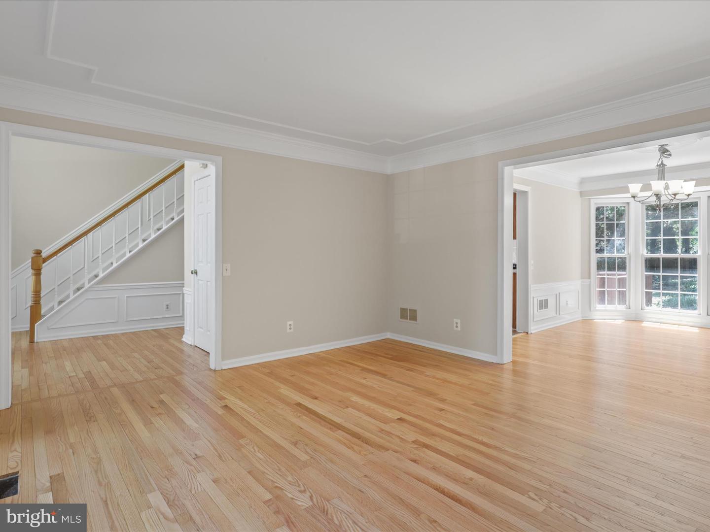 2869 CHEVOIT HILL CT, WOODBRIDGE, Virginia 22191, 4 Bedrooms Bedrooms, ,3 BathroomsBathrooms,Residential,For sale,2869 CHEVOIT HILL CT,VAPW2096824 MLS # VAPW2096824