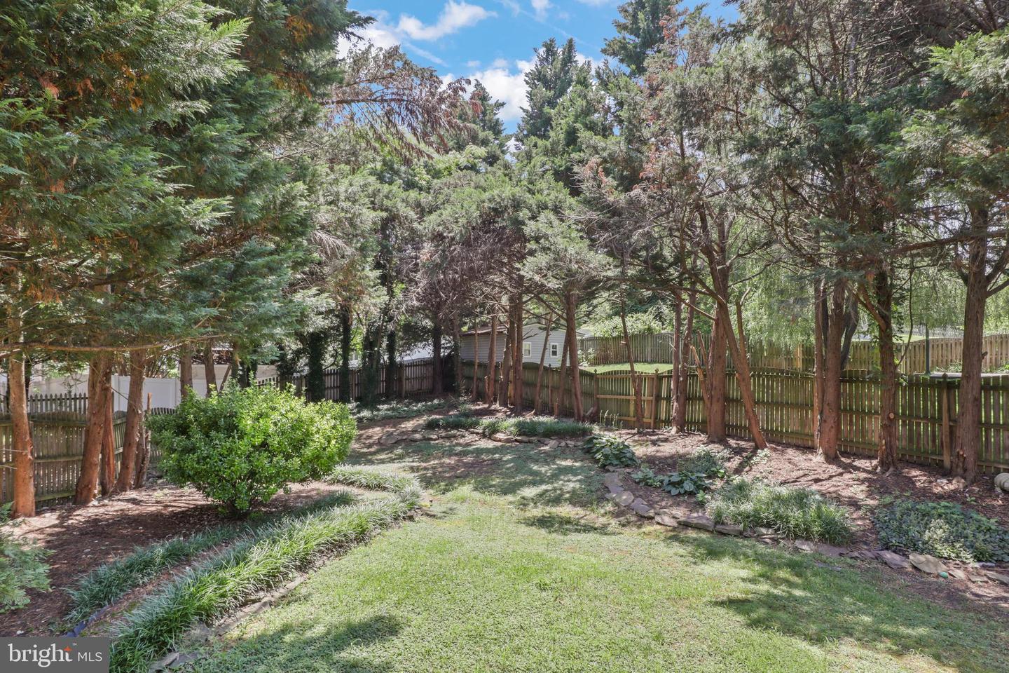 2869 CHEVOIT HILL CT, WOODBRIDGE, Virginia 22191, 4 Bedrooms Bedrooms, ,3 BathroomsBathrooms,Residential,For sale,2869 CHEVOIT HILL CT,VAPW2096824 MLS # VAPW2096824