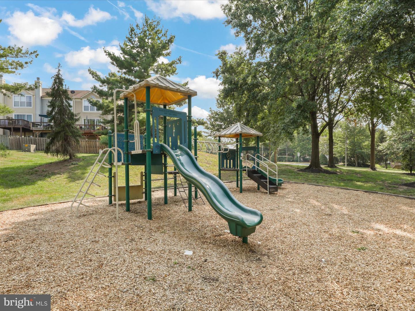 2869 CHEVOIT HILL CT, WOODBRIDGE, Virginia 22191, 4 Bedrooms Bedrooms, ,3 BathroomsBathrooms,Residential,For sale,2869 CHEVOIT HILL CT,VAPW2096824 MLS # VAPW2096824