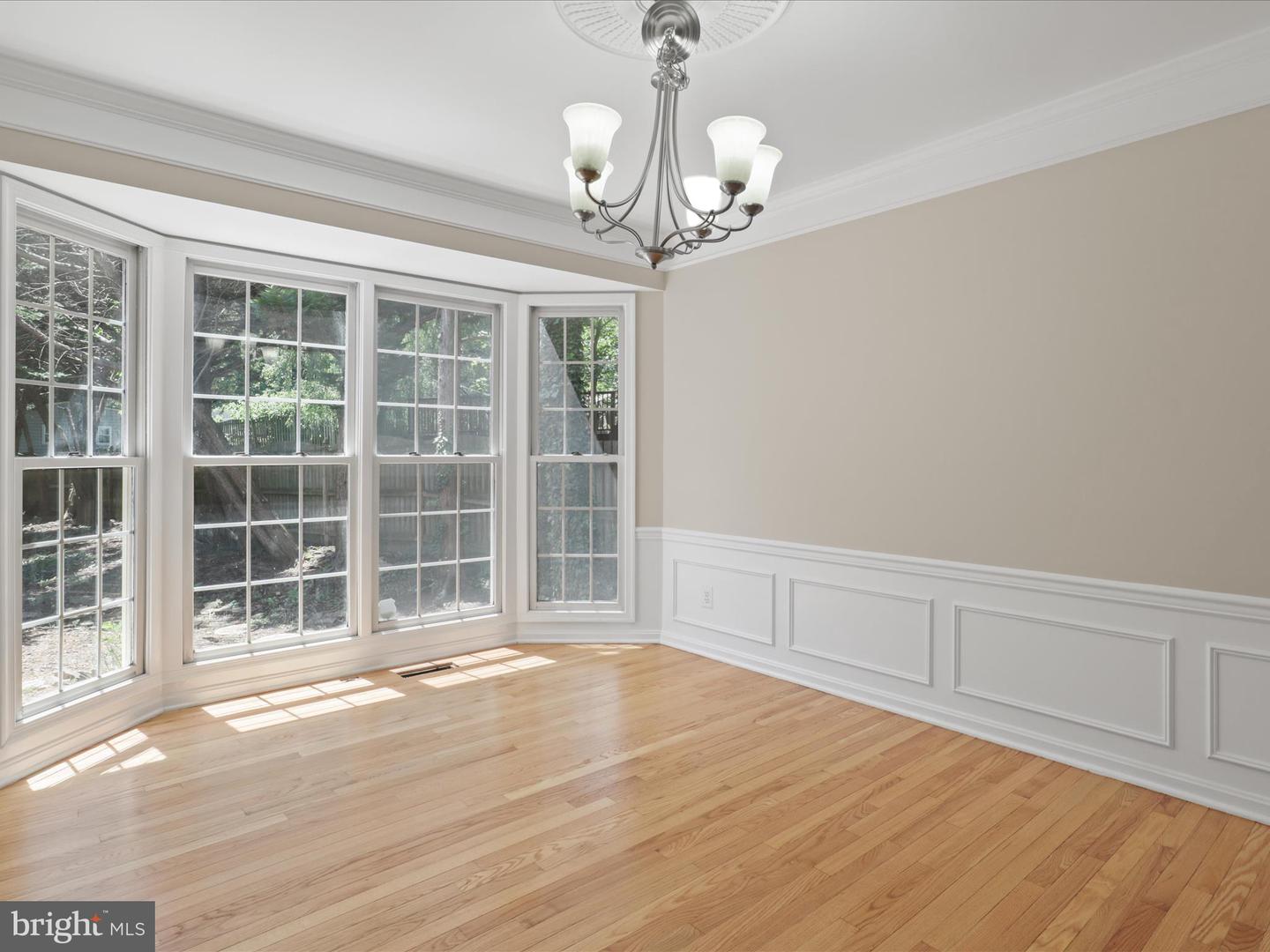 2869 CHEVOIT HILL CT, WOODBRIDGE, Virginia 22191, 4 Bedrooms Bedrooms, ,3 BathroomsBathrooms,Residential,For sale,2869 CHEVOIT HILL CT,VAPW2096824 MLS # VAPW2096824