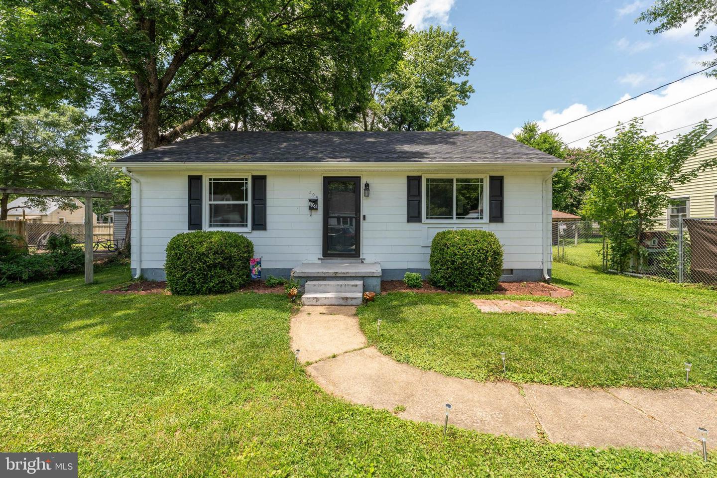 104 N BEECH AVE, HIGHLAND SPRINGS, Virginia 23075, 3 Bedrooms Bedrooms, ,1 BathroomBathrooms,Residential,For sale,104 N BEECH AVE,VAHN2000958 MLS # VAHN2000958