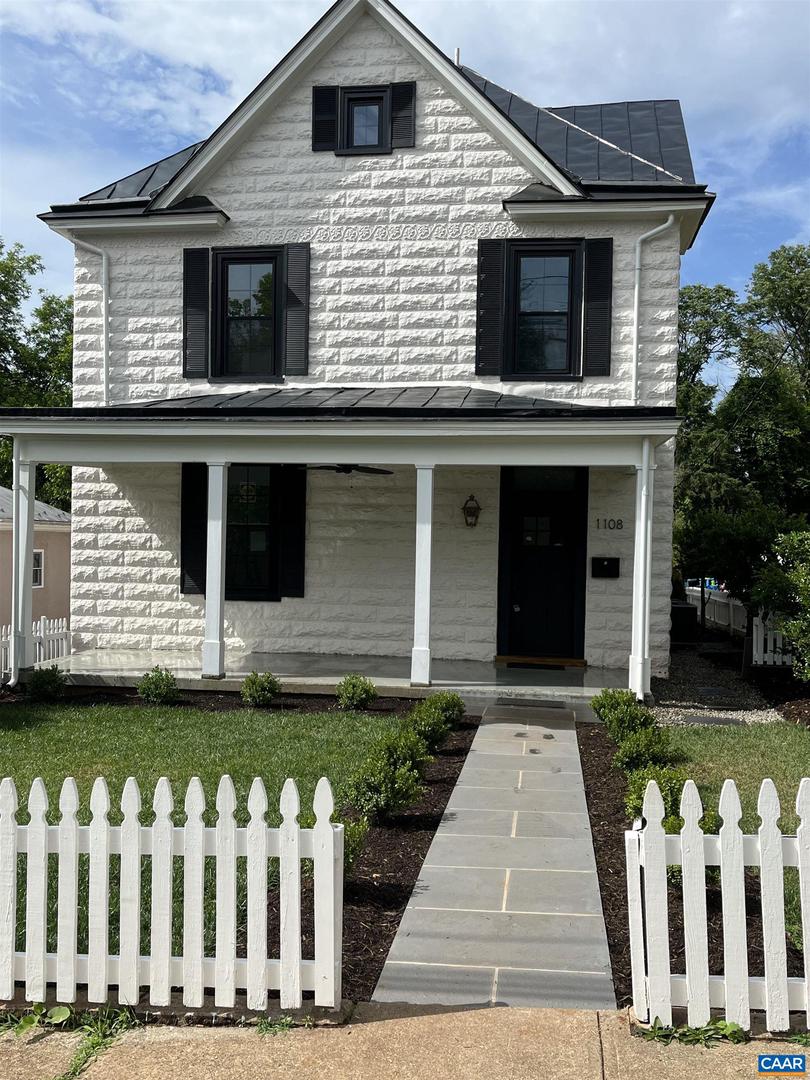 1108 EAST JEFFERSON ST, CHARLOTTESVILLE, Virginia 22901, 3 Bedrooms Bedrooms, ,3 BathroomsBathrooms,Residential,For sale,1108 EAST JEFFERSON ST,666024 MLS # 666024