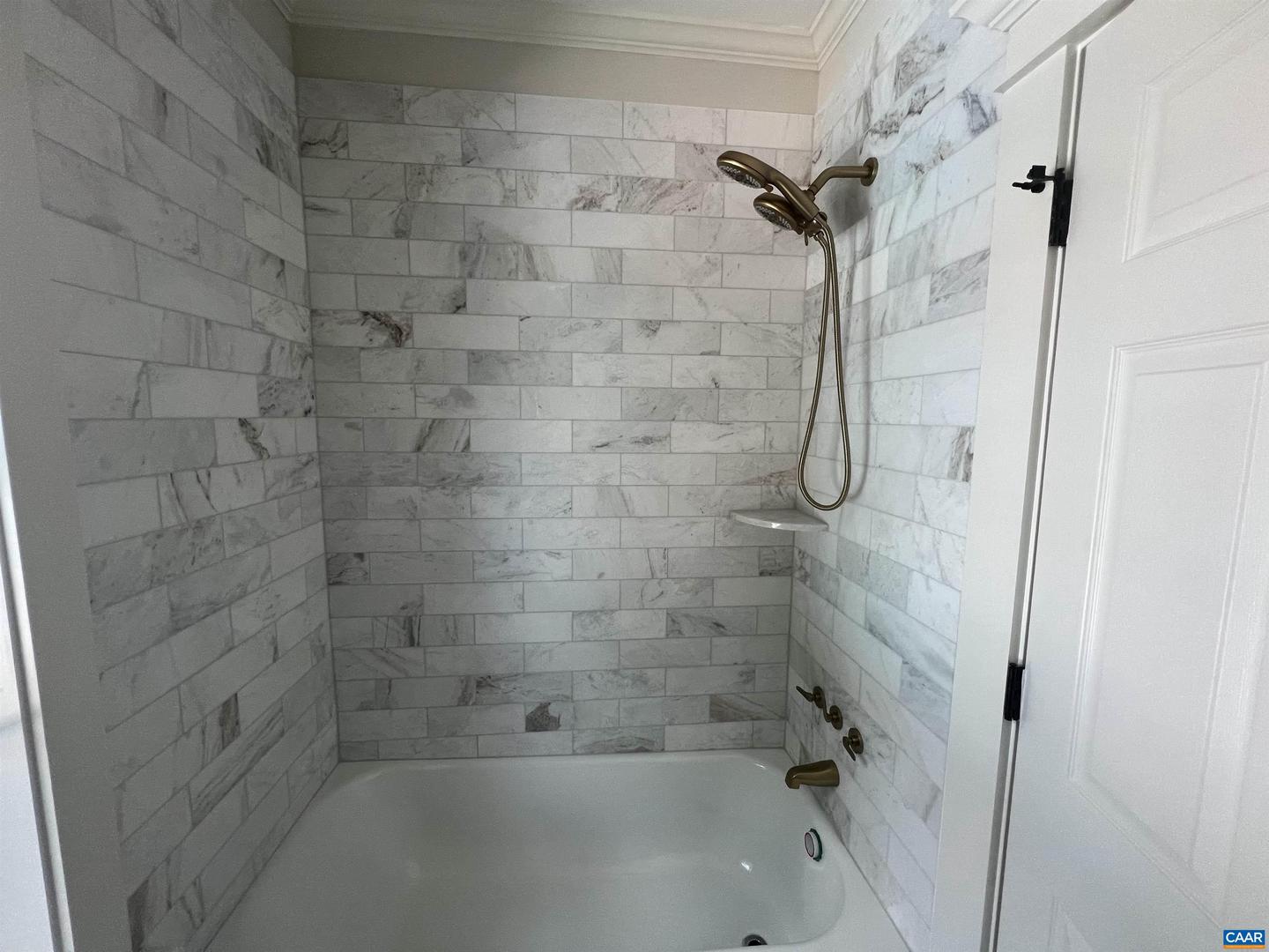 1108 EAST JEFFERSON ST, CHARLOTTESVILLE, Virginia 22901, 3 Bedrooms Bedrooms, ,3 BathroomsBathrooms,Residential,For sale,1108 EAST JEFFERSON ST,666024 MLS # 666024