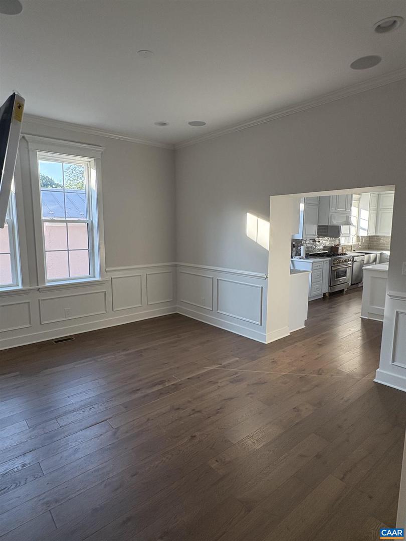 1108 EAST JEFFERSON ST, CHARLOTTESVILLE, Virginia 22901, 3 Bedrooms Bedrooms, ,3 BathroomsBathrooms,Residential,For sale,1108 EAST JEFFERSON ST,666024 MLS # 666024