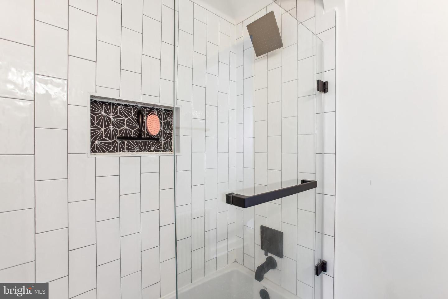 3909 17TH ST NE, WASHINGTON, District Of Columbia 20018, 3 Bedrooms Bedrooms, ,2 BathroomsBathrooms,Residential,For sale,3909 17TH ST NE,DCDC2207400 MLS # DCDC2207400
