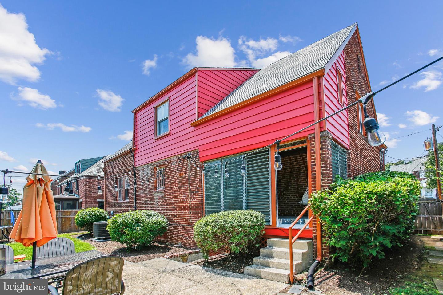 3909 17TH ST NE, WASHINGTON, District Of Columbia 20018, 3 Bedrooms Bedrooms, ,2 BathroomsBathrooms,Residential,For sale,3909 17TH ST NE,DCDC2207400 MLS # DCDC2207400