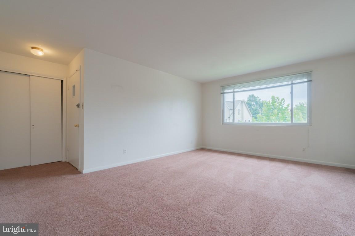 618 19TH ST S, ARLINGTON, Virginia 22202, 5 Bedrooms Bedrooms, 15 Rooms Rooms,3 BathroomsBathrooms,Residential,For sale,618 19TH ST S,VAAR2059772 MLS # VAAR2059772