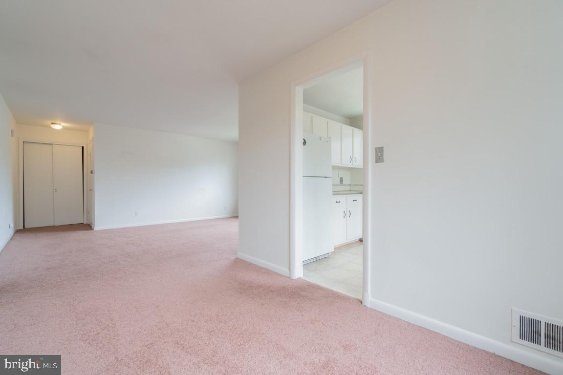 618 19TH ST S, ARLINGTON, Virginia 22202, 5 Bedrooms Bedrooms, 15 Rooms Rooms,3 BathroomsBathrooms,Residential,For sale,618 19TH ST S,VAAR2059772 MLS # VAAR2059772