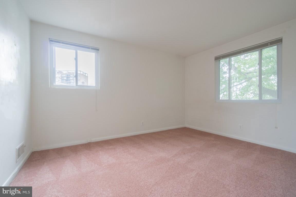 618 19TH ST S, ARLINGTON, Virginia 22202, 5 Bedrooms Bedrooms, 15 Rooms Rooms,3 BathroomsBathrooms,Residential,For sale,618 19TH ST S,VAAR2059772 MLS # VAAR2059772