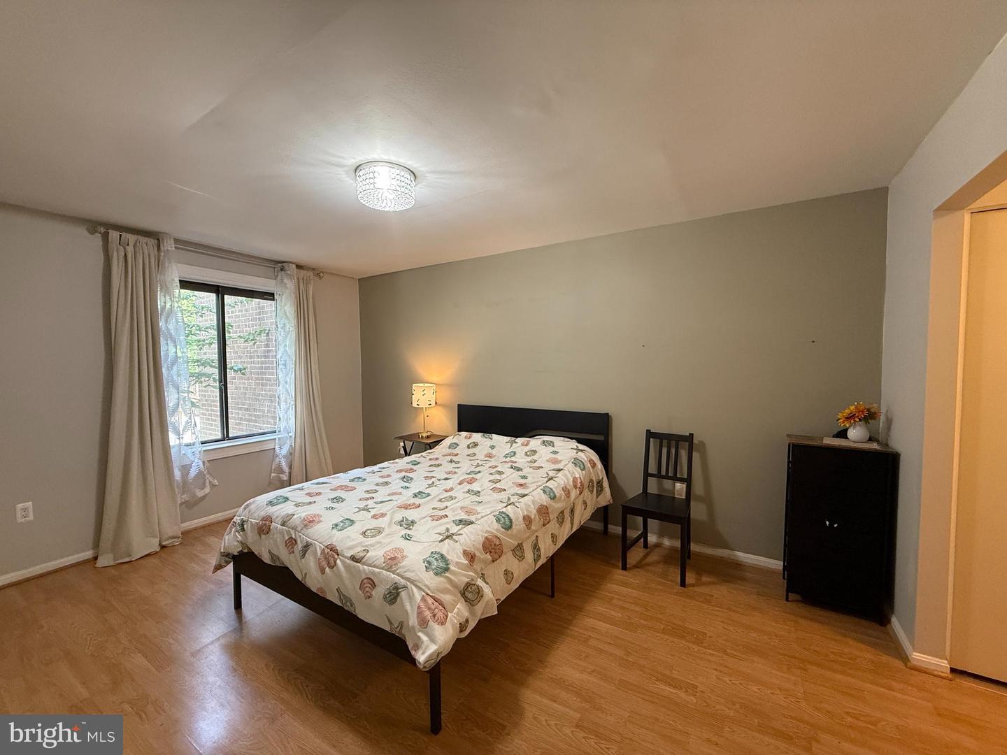 9711 KINGS CROWN CT #101, FAIRFAX, Virginia 22031, 2 Bedrooms Bedrooms, ,2 BathroomsBathrooms,Residential,For sale,9711 KINGS CROWN CT #101,VAFX2250108 MLS # VAFX2250108