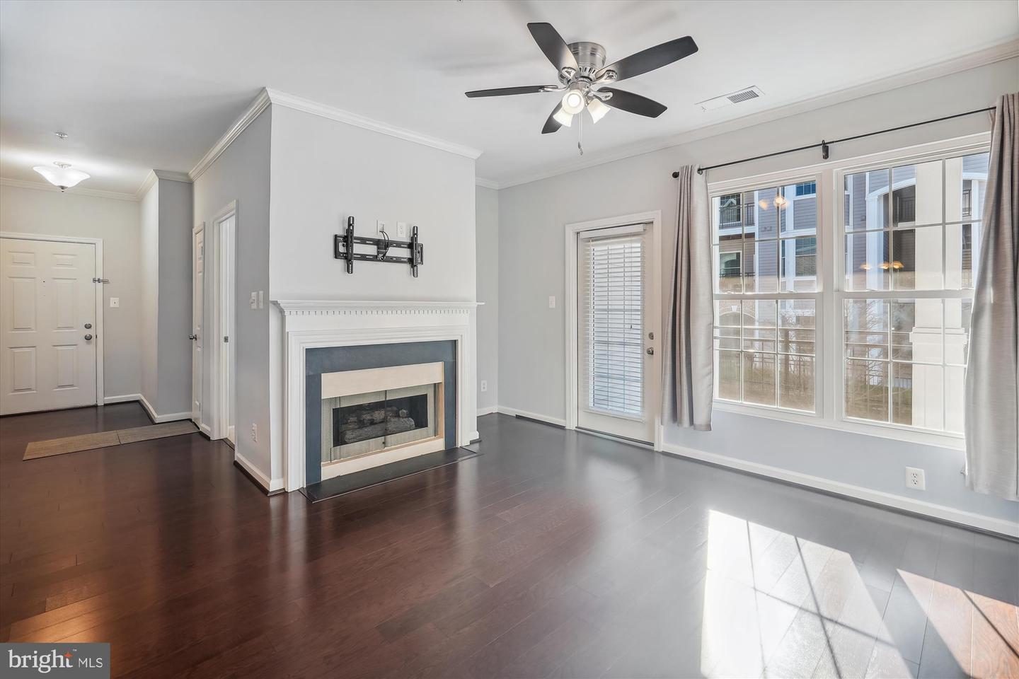 46588 DRYSDALE TER #203, STERLING, Virginia 20165, 2 Bedrooms Bedrooms, ,2 BathroomsBathrooms,Residential,For sale,46588 DRYSDALE TER #203,VALO2100372 MLS # VALO2100372
