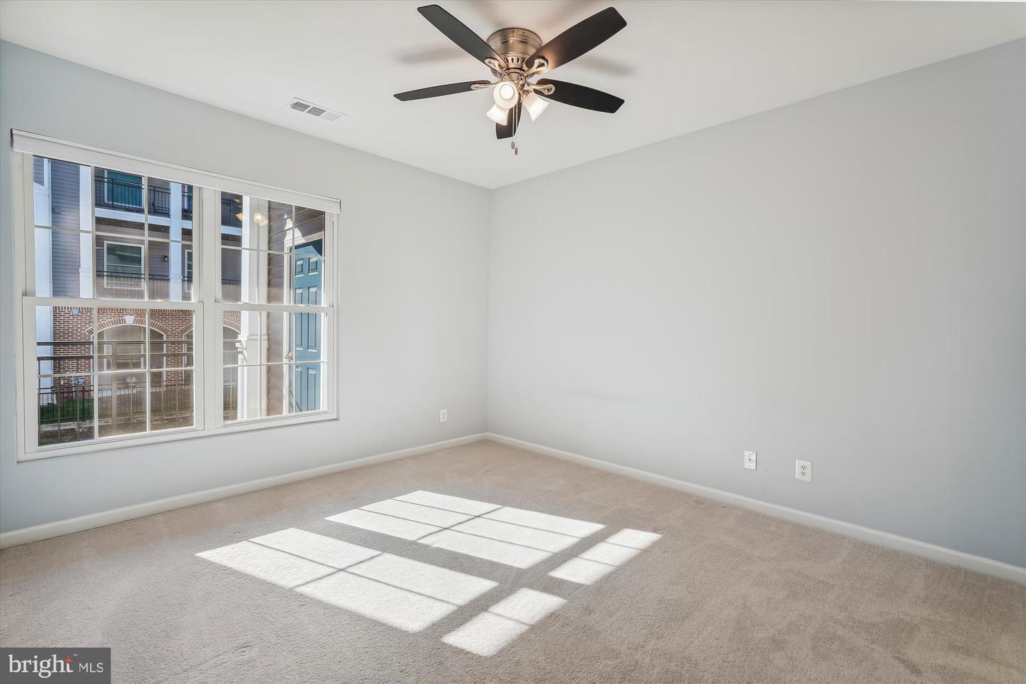 46588 DRYSDALE TER #203, STERLING, Virginia 20165, 2 Bedrooms Bedrooms, ,2 BathroomsBathrooms,Residential,For sale,46588 DRYSDALE TER #203,VALO2100372 MLS # VALO2100372
