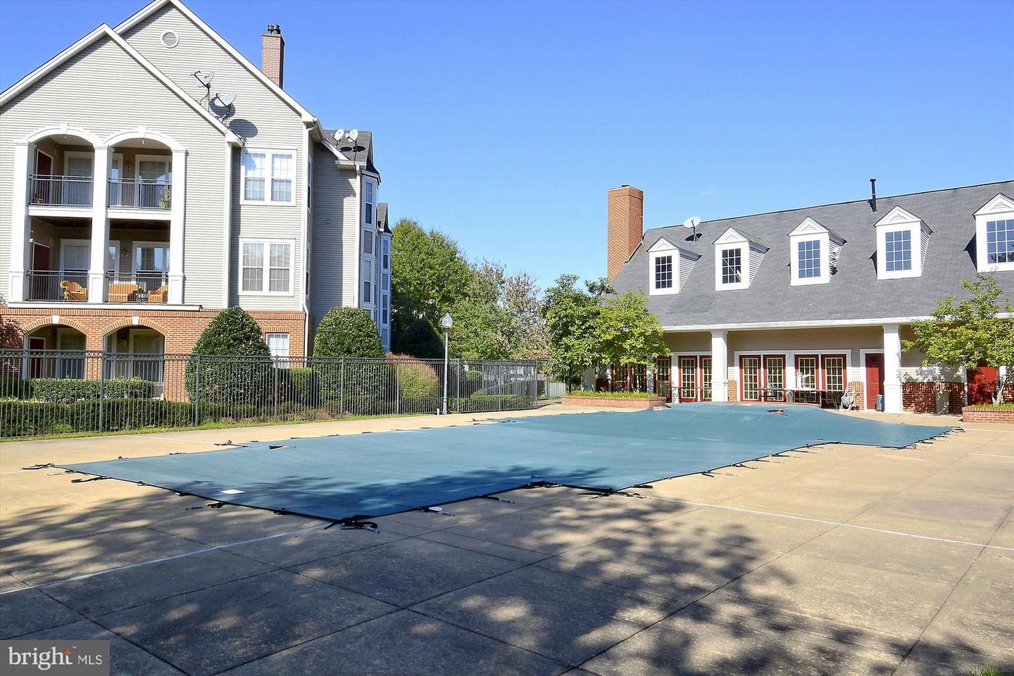 46588 DRYSDALE TER #203, STERLING, Virginia 20165, 2 Bedrooms Bedrooms, ,2 BathroomsBathrooms,Residential,For sale,46588 DRYSDALE TER #203,VALO2100372 MLS # VALO2100372