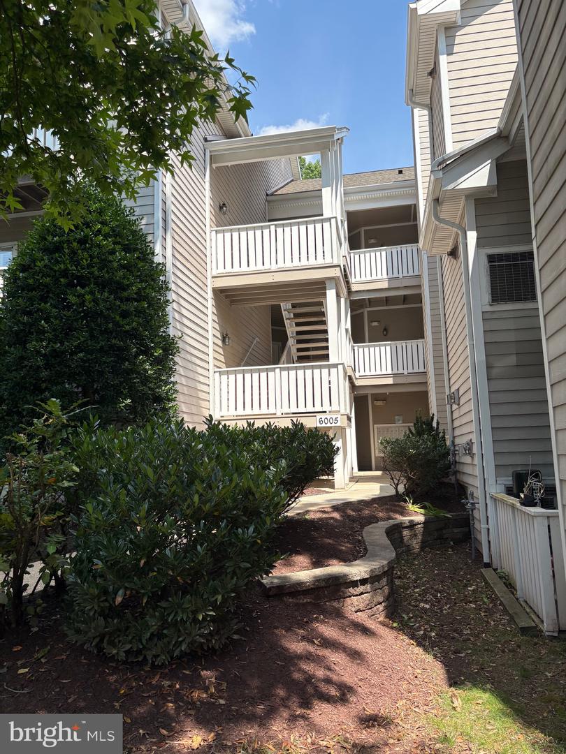 6005 ROSEBUD LN #304, CENTREVILLE, Virginia 20121, 1 Bedroom Bedrooms, ,1 BathroomBathrooms,Residential,For sale,6005 ROSEBUD LN #304,VAFX2250130 MLS # VAFX2250130