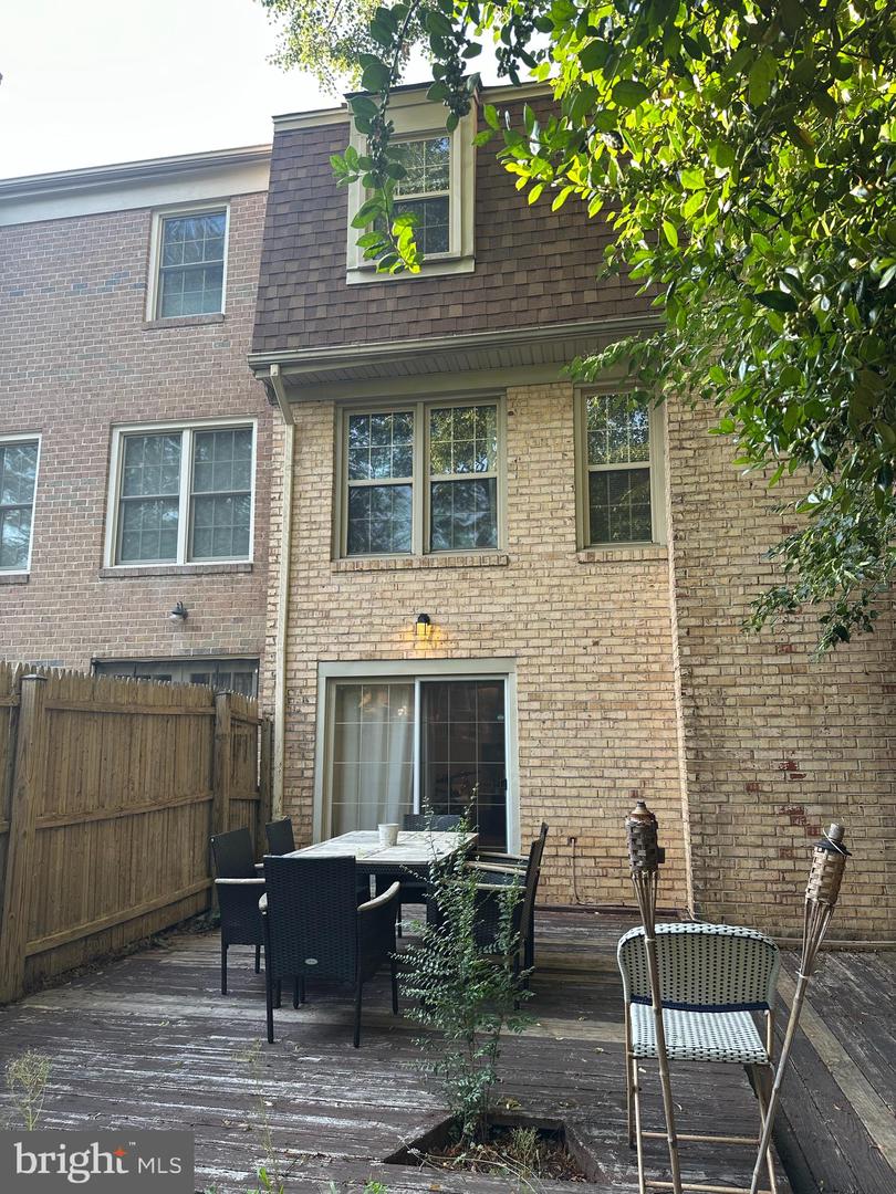 6611 ROSECROFT PL, FALLS CHURCH, Virginia 22043, 3 Bedrooms Bedrooms, ,3 BathroomsBathrooms,Residential,For sale,6611 ROSECROFT PL,VAFX2250014 MLS # VAFX2250014