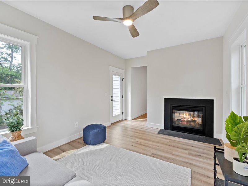 11433 POPES HEAD RD, FAIRFAX, Virginia 22030, 5 Bedrooms Bedrooms, ,3 BathroomsBathrooms,Residential,For sale,11433 POPES HEAD RD,VAFX2250024 MLS # VAFX2250024