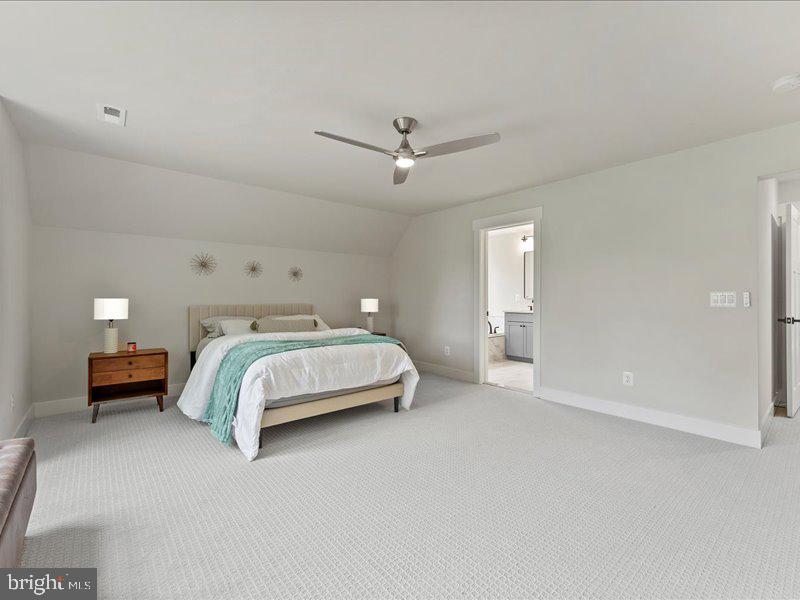11433 POPES HEAD RD, FAIRFAX, Virginia 22030, 5 Bedrooms Bedrooms, ,3 BathroomsBathrooms,Residential,For sale,11433 POPES HEAD RD,VAFX2250024 MLS # VAFX2250024