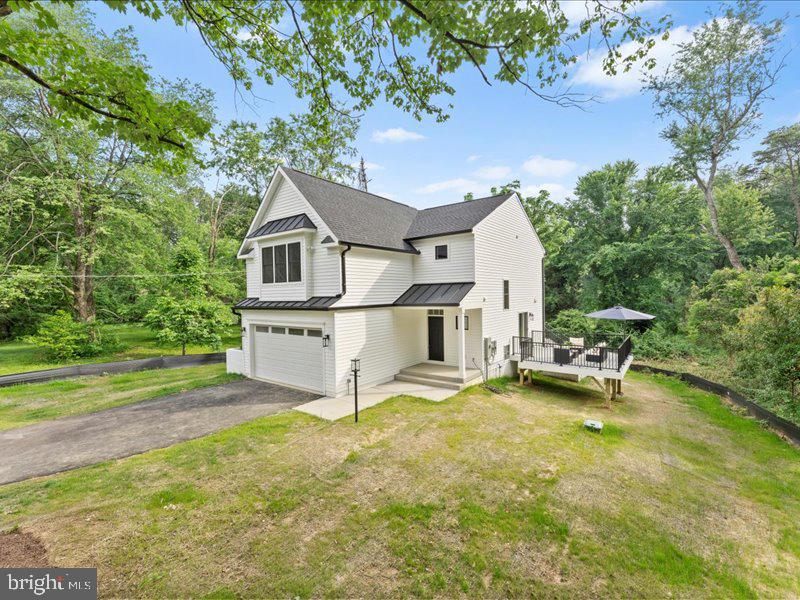 11433 POPES HEAD RD, FAIRFAX, Virginia 22030, 5 Bedrooms Bedrooms, ,3 BathroomsBathrooms,Residential,For sale,11433 POPES HEAD RD,VAFX2250024 MLS # VAFX2250024