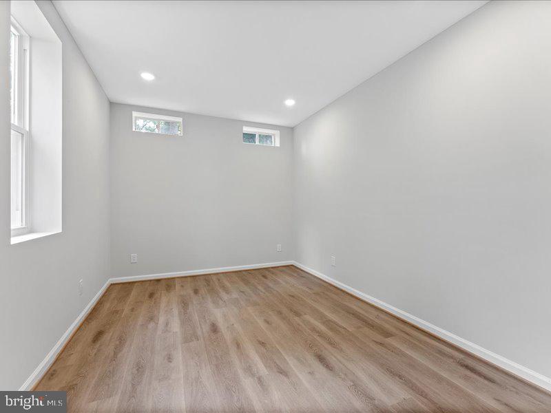 11433 POPES HEAD RD, FAIRFAX, Virginia 22030, 5 Bedrooms Bedrooms, ,3 BathroomsBathrooms,Residential,For sale,11433 POPES HEAD RD,VAFX2250024 MLS # VAFX2250024