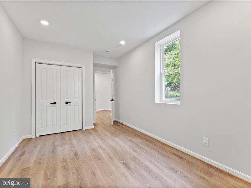 11433 POPES HEAD RD, FAIRFAX, Virginia 22030, 5 Bedrooms Bedrooms, ,3 BathroomsBathrooms,Residential,For sale,11433 POPES HEAD RD,VAFX2250024 MLS # VAFX2250024