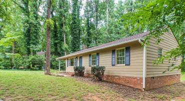 5553 BROOKWOOD RD, CROZET, Virginia 22932, 3 Bedrooms Bedrooms, ,2 BathroomsBathrooms,Residential,For sale,5553 BROOKWOOD RD,666054 MLS # 666054