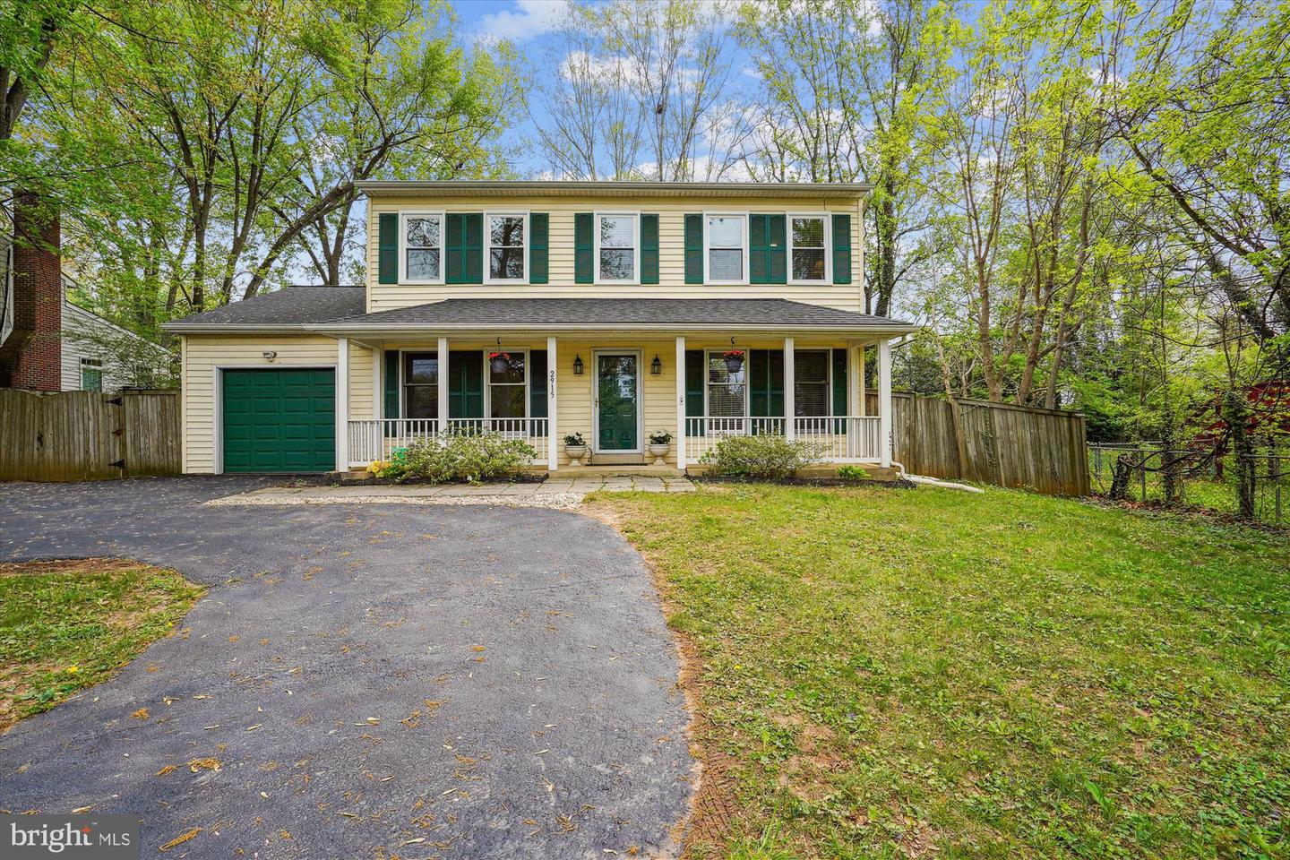2915 CHAIN BRIDGE RD, OAKTON, Virginia 22124, 4 Bedrooms Bedrooms, ,3 BathroomsBathrooms,Residential,For sale,2915 CHAIN BRIDGE RD,VAFX2235472 MLS # VAFX2235472