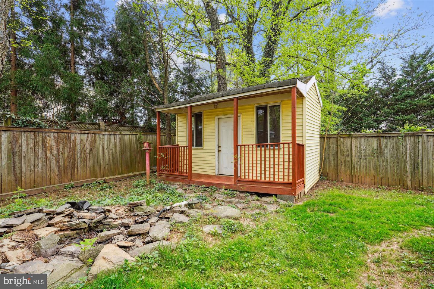 2915 CHAIN BRIDGE RD, OAKTON, Virginia 22124, 4 Bedrooms Bedrooms, ,3 BathroomsBathrooms,Residential,For sale,2915 CHAIN BRIDGE RD,VAFX2235472 MLS # VAFX2235472